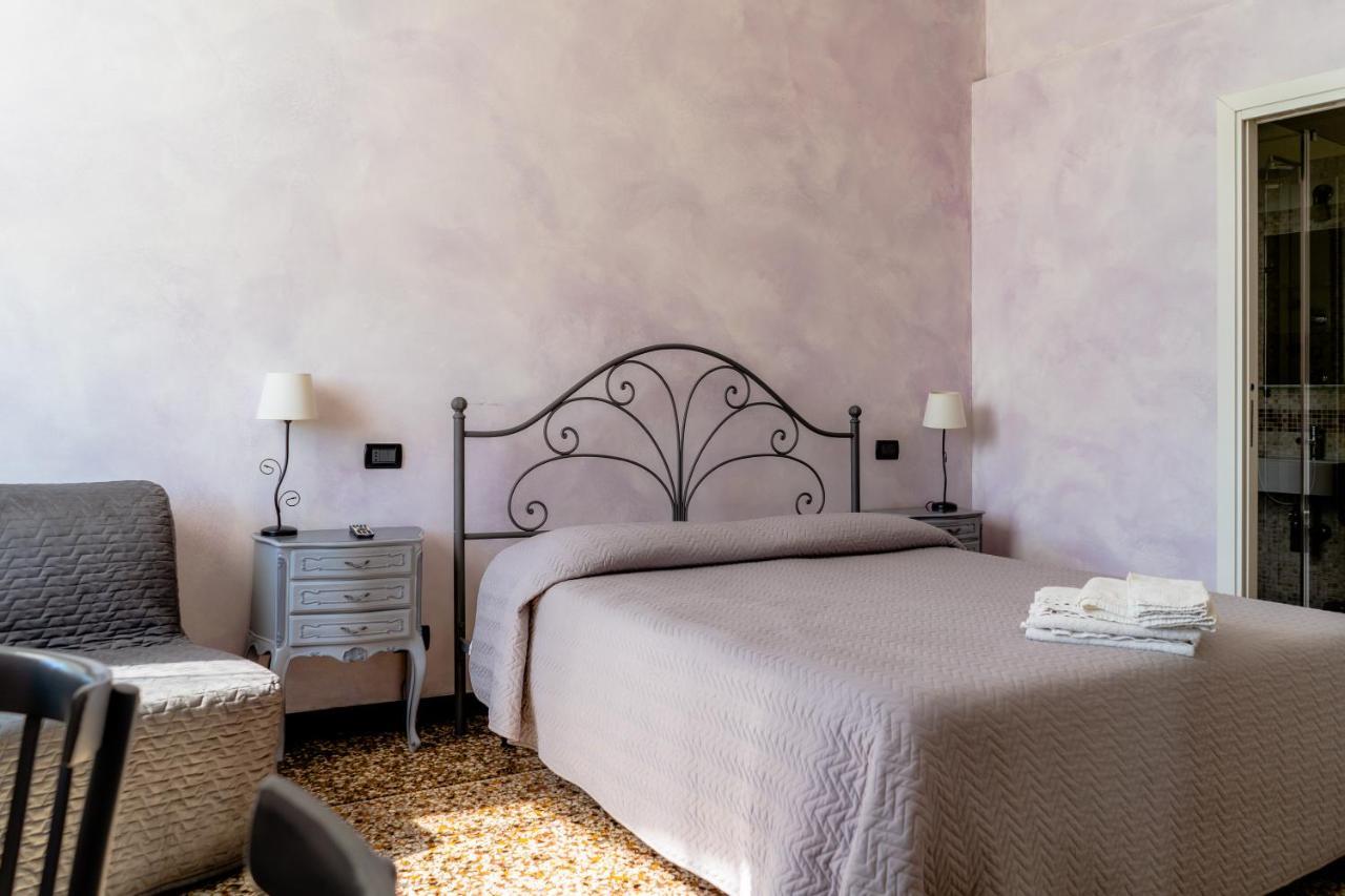 B&B Caterina Genua Buitenkant foto